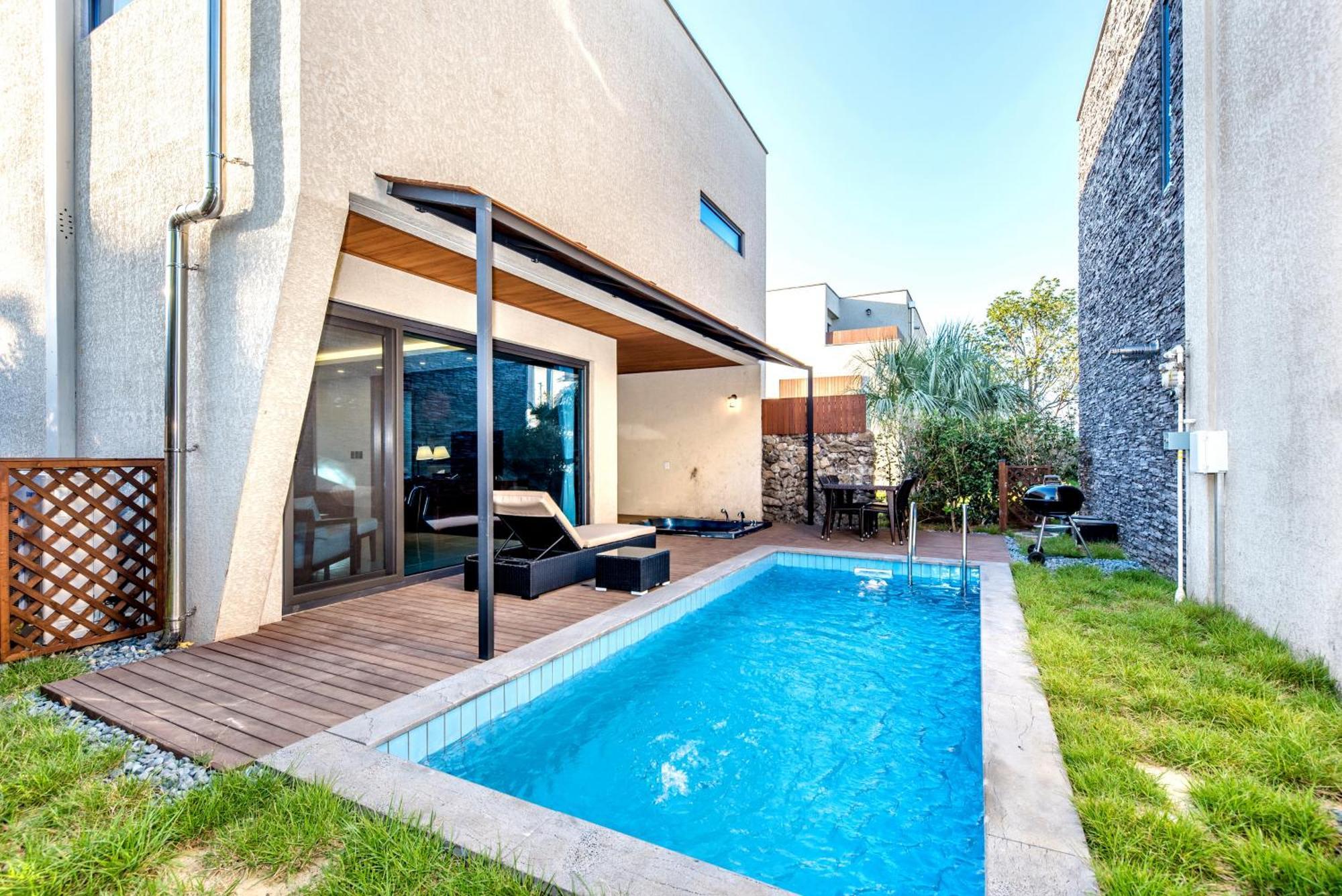 Arts Spa&Poolvilla Jeju Luaran gambar